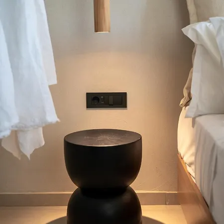 Rettimo Suites, Experience Luxury In The Heart Of דירה *