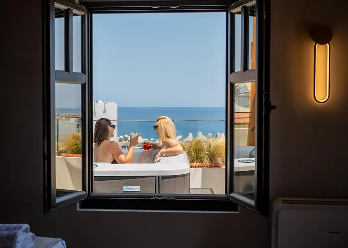Rettimo Suites, Experience Luxury In The Heart Of Rétino