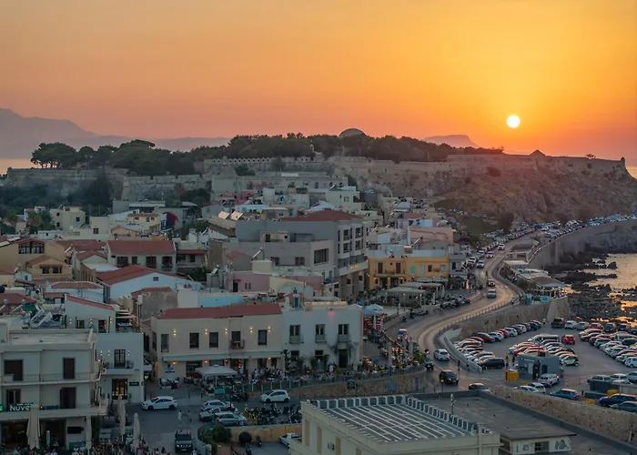 Апартаменты Rettimo Suites, Experience Luxury In The Heart Of