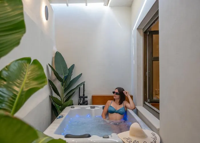 Rettimo Suites, Experience Luxury In The Heart Of