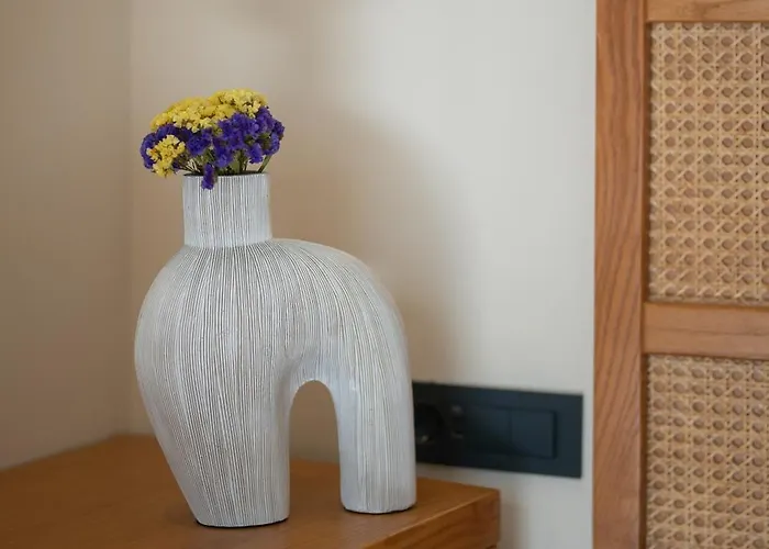 Rettimo Suites, Experience Luxury In The Heart Of * Ретимно