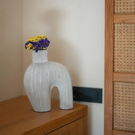 Rettimo Suites, Experience Luxury In The Heart Of * Resmo