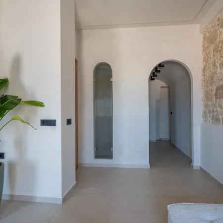 Rettimo Suites, Experience Luxury In The Heart Of דירה